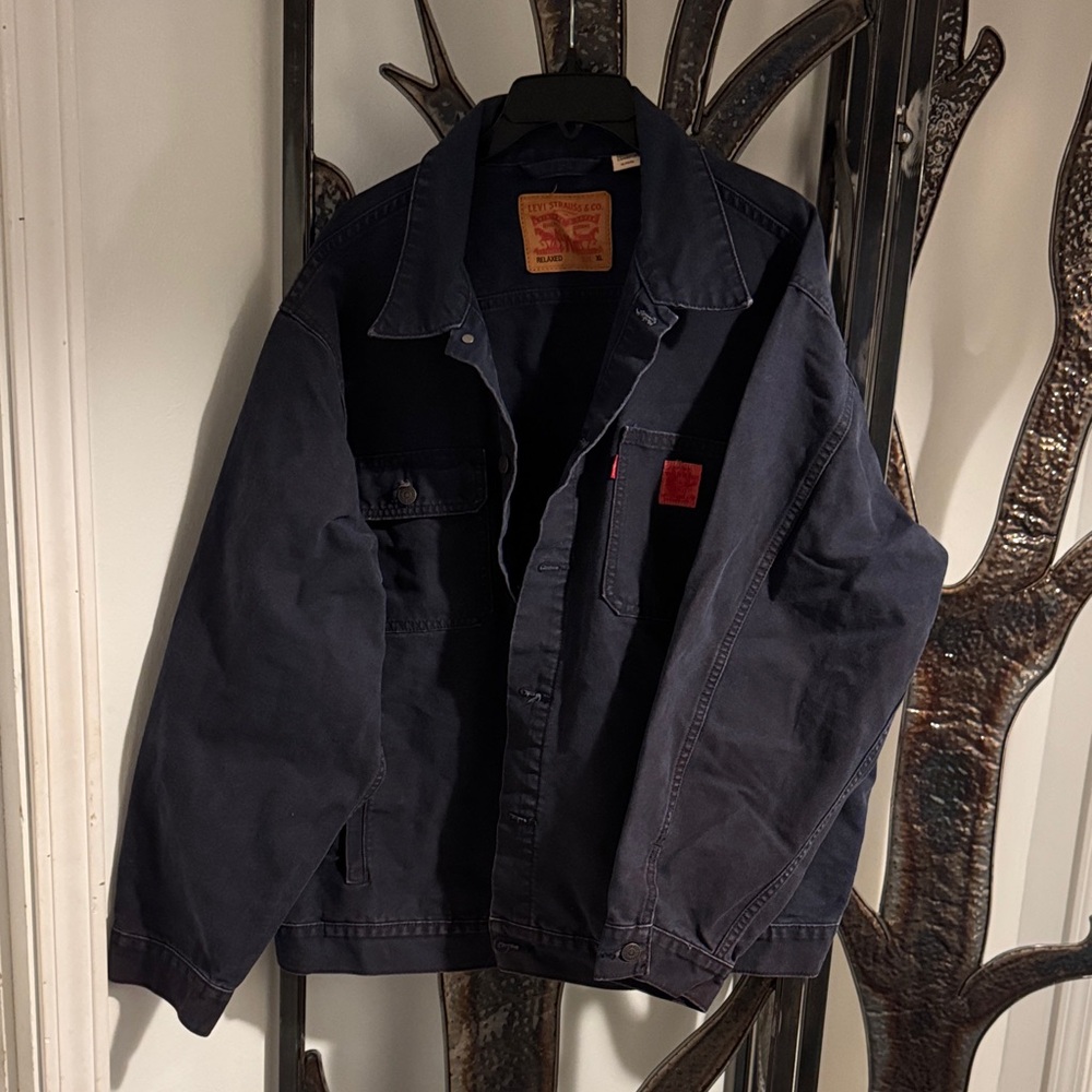 Men's XL Levi’s Dark Blue lightweight trucker work jacket